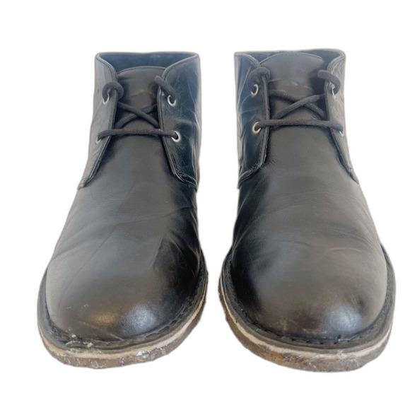 UGG Australia Men\'s Leighton Black Leather Chukka Boots Size 11